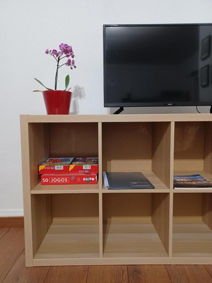 De Ca - Suite Com Acesso Independente E Kitchenette Lousa  Exterior photo